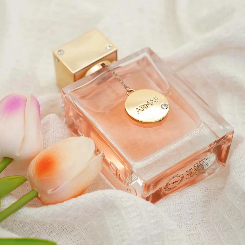 Armaf Club de Nuit Woman Eau d - Perfume Fragrance Vanilla review and price